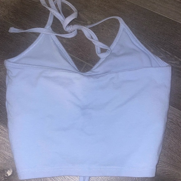 hollister cropped halter top - Picture 2 of 3